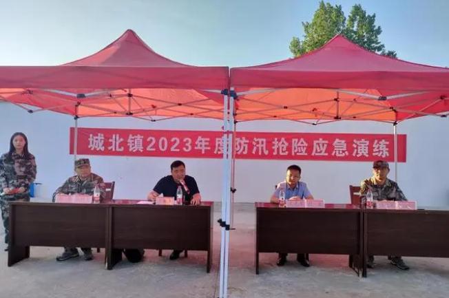 “汛”速行動(dòng)，以練筑防！金安區(qū)城北鎮(zhèn)開展防汛搶險(xiǎn)應(yīng)急演練